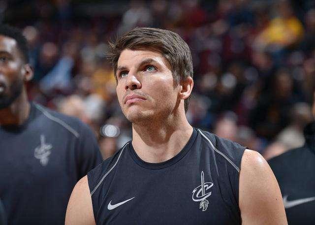 风云突变里尔今夜更衣室发声广州队强势反弹备战NBA季后赛，这一次真的今夜尼斯调整名单以备足总杯